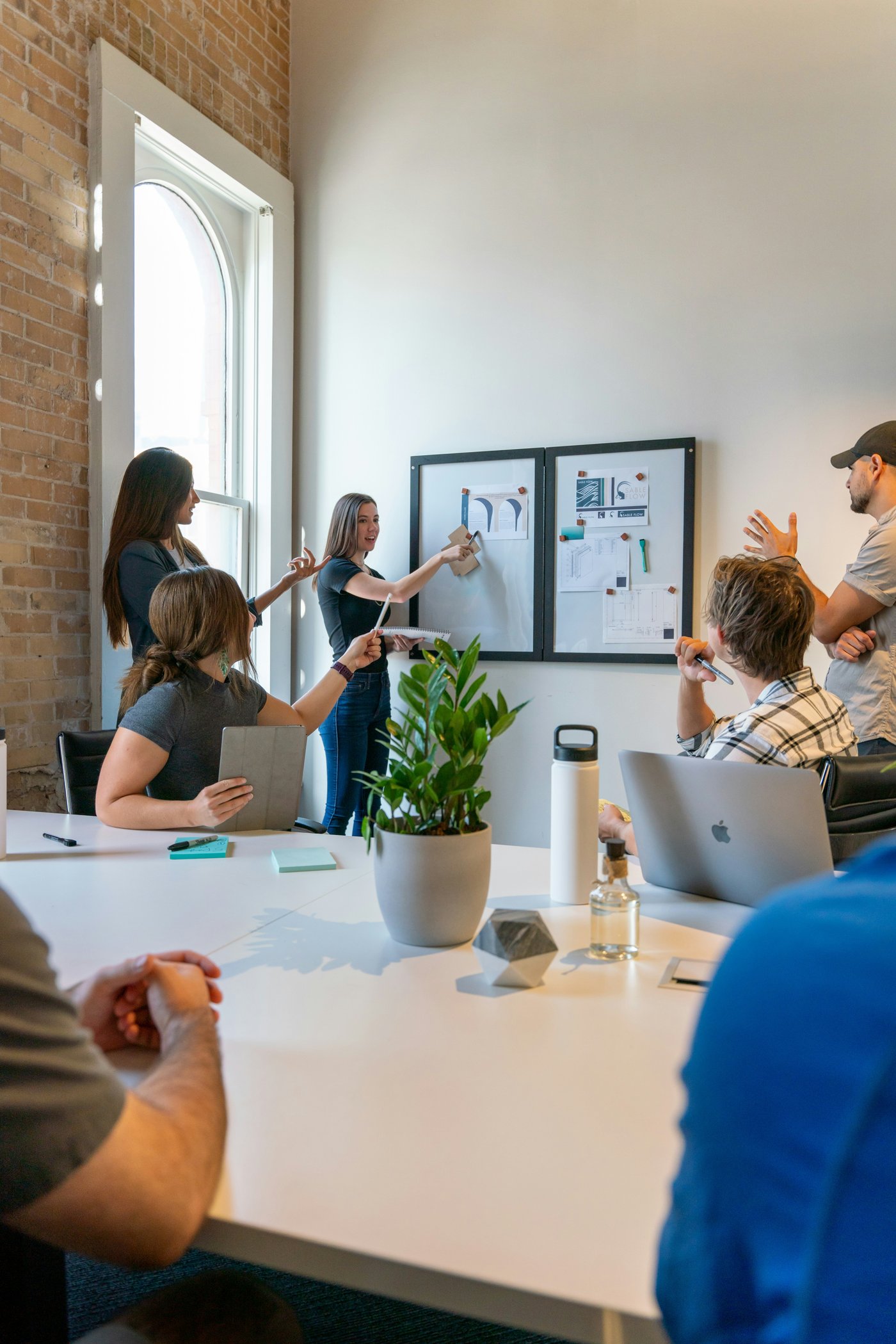 An early-career team in an intern training session